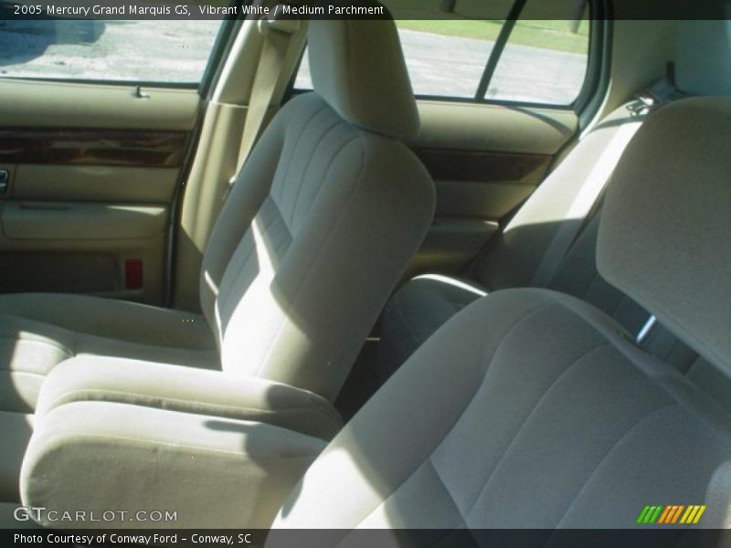 Vibrant White / Medium Parchment 2005 Mercury Grand Marquis GS