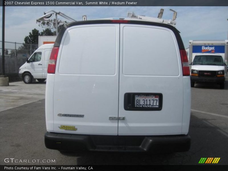 Summit White / Medium Pewter 2007 Chevrolet Express 1500 Commercial Van