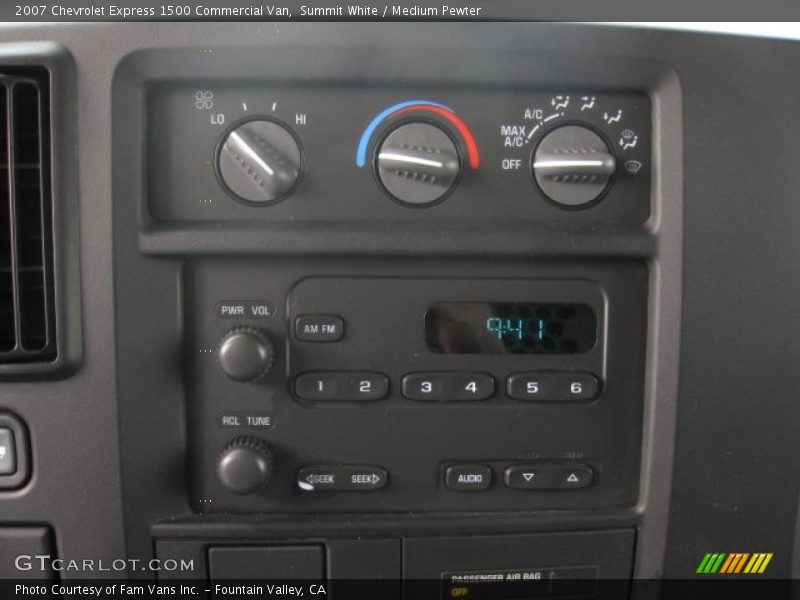 Summit White / Medium Pewter 2007 Chevrolet Express 1500 Commercial Van