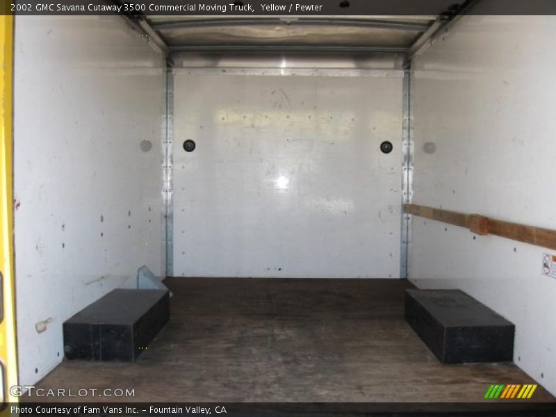 Yellow / Pewter 2002 GMC Savana Cutaway 3500 Commercial Moving Truck