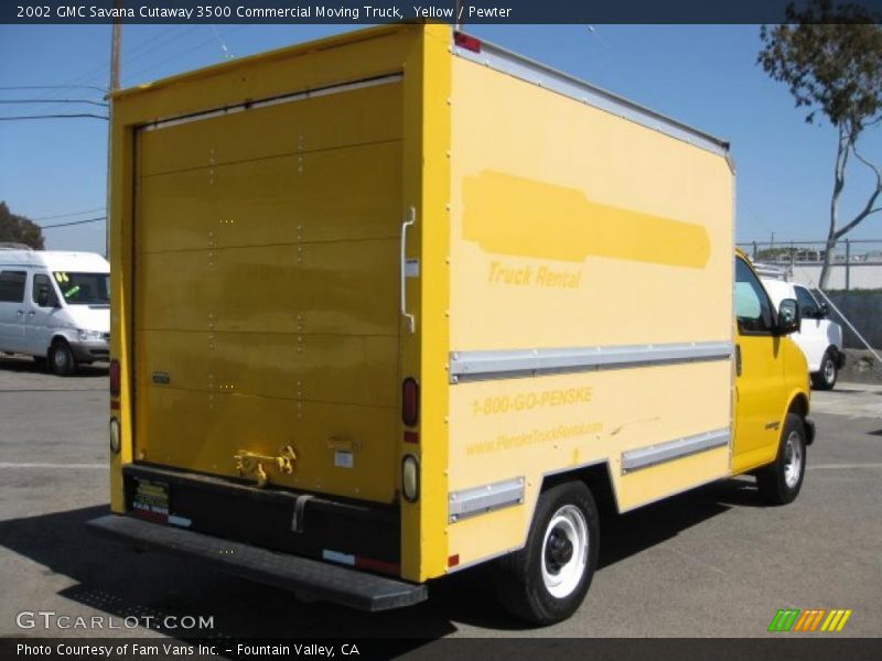 Yellow / Pewter 2002 GMC Savana Cutaway 3500 Commercial Moving Truck