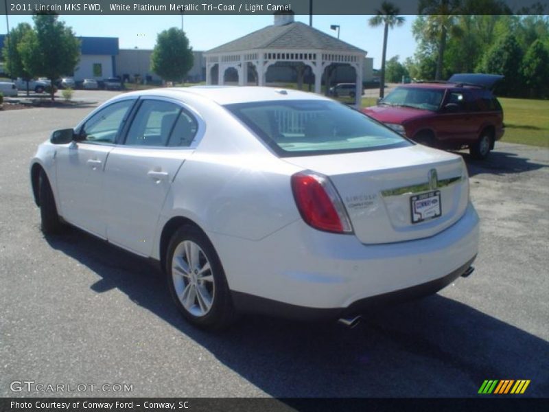 White Platinum Metallic Tri-Coat / Light Camel 2011 Lincoln MKS FWD