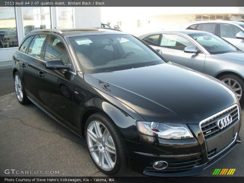 Front 3/4 View of 2011 A4 2.0T quattro Avant
