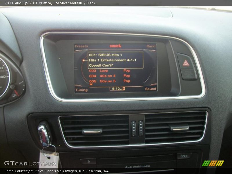 Ice Silver Metallic / Black 2011 Audi Q5 2.0T quattro