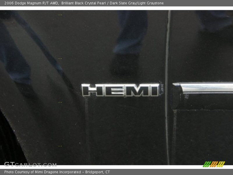  2006 Magnum R/T AWD Logo