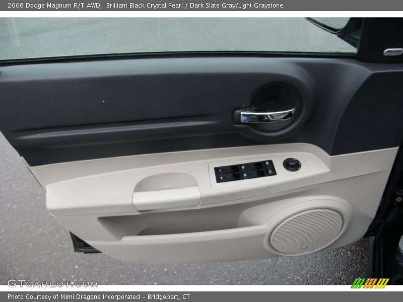 Brilliant Black Crystal Pearl / Dark Slate Gray/Light Graystone 2006 Dodge Magnum R/T AWD