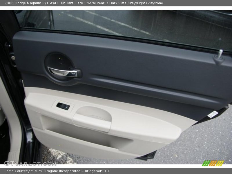 Brilliant Black Crystal Pearl / Dark Slate Gray/Light Graystone 2006 Dodge Magnum R/T AWD