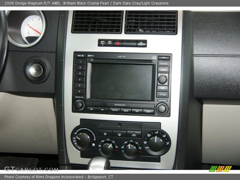 Brilliant Black Crystal Pearl / Dark Slate Gray/Light Graystone 2006 Dodge Magnum R/T AWD