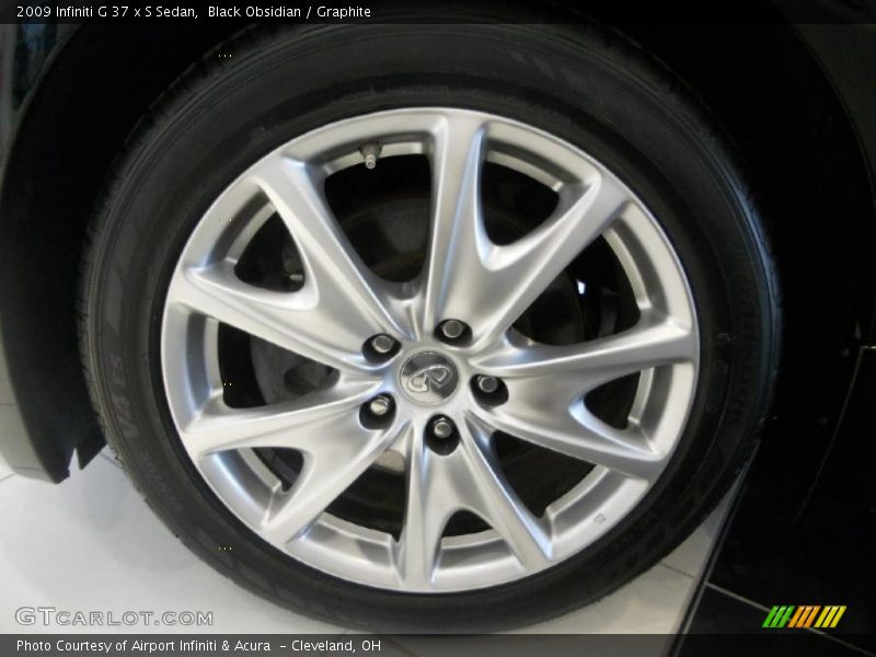  2009 G 37 x S Sedan Wheel