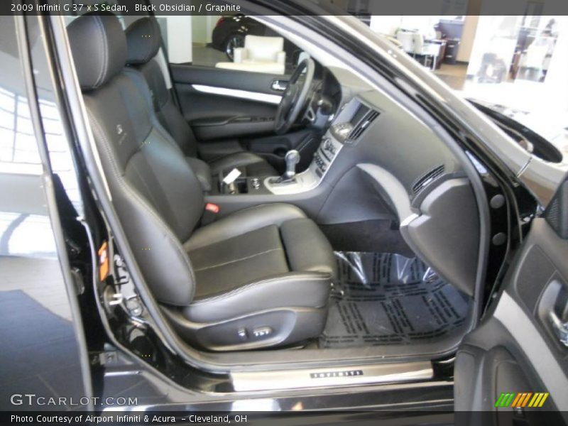 2009 G 37 x S Sedan Graphite Interior