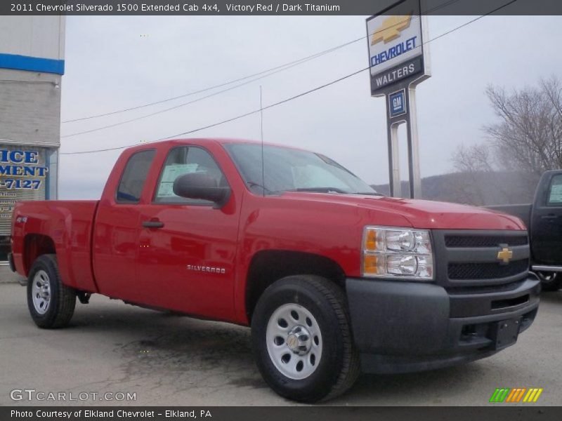Victory Red / Dark Titanium 2011 Chevrolet Silverado 1500 Extended Cab 4x4