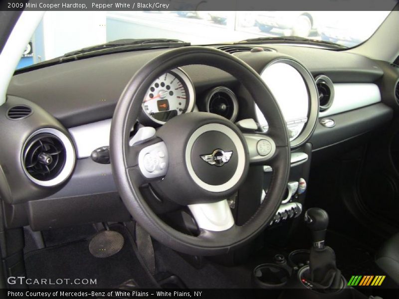 Pepper White / Black/Grey 2009 Mini Cooper Hardtop