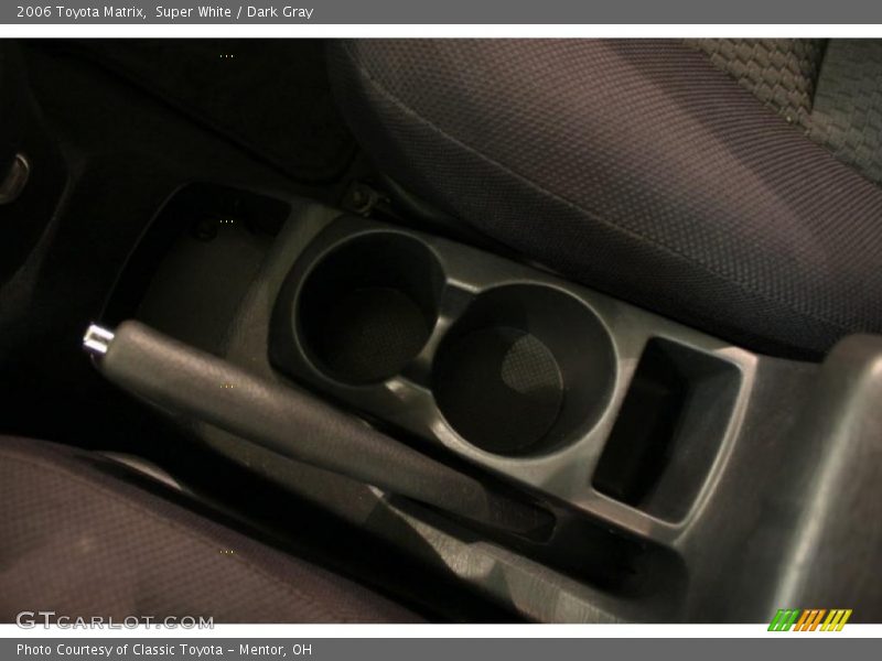 Super White / Dark Gray 2006 Toyota Matrix