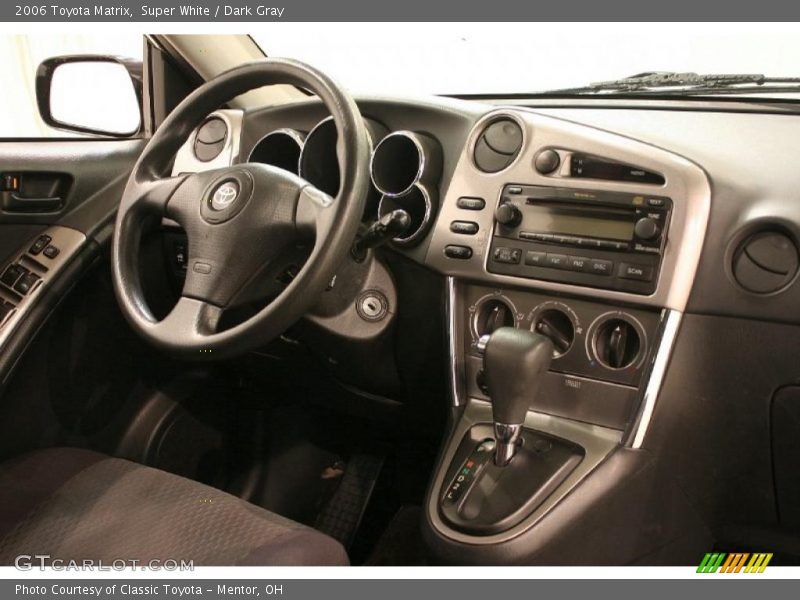 Super White / Dark Gray 2006 Toyota Matrix