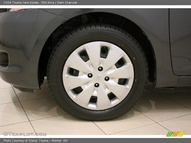 Flint Mica / Dark Charcoal 2009 Toyota Yaris Sedan