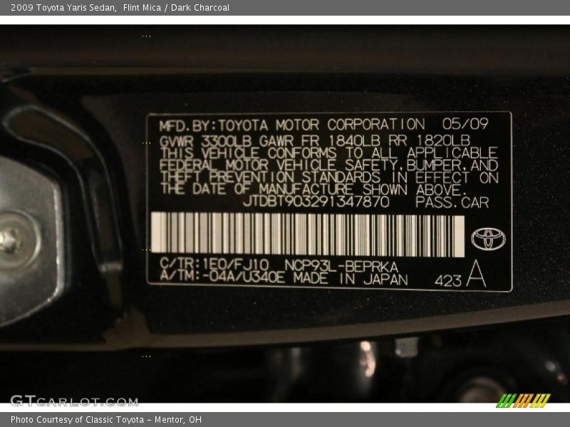 Flint Mica / Dark Charcoal 2009 Toyota Yaris Sedan