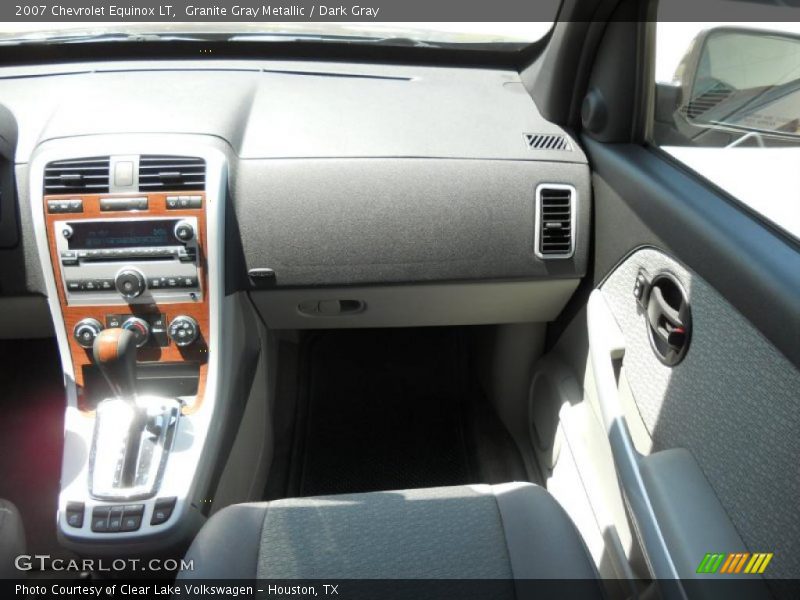 Granite Gray Metallic / Dark Gray 2007 Chevrolet Equinox LT