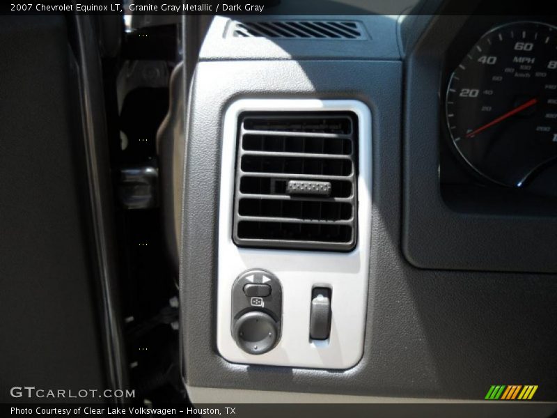 Granite Gray Metallic / Dark Gray 2007 Chevrolet Equinox LT
