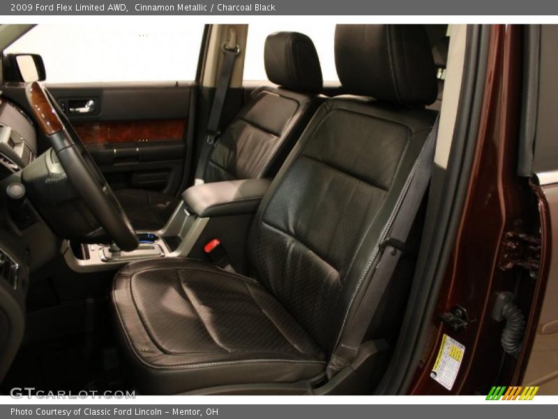 Cinnamon Metallic / Charcoal Black 2009 Ford Flex Limited AWD