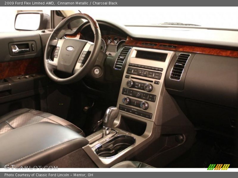 Cinnamon Metallic / Charcoal Black 2009 Ford Flex Limited AWD