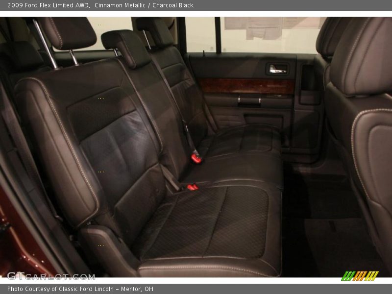 Cinnamon Metallic / Charcoal Black 2009 Ford Flex Limited AWD