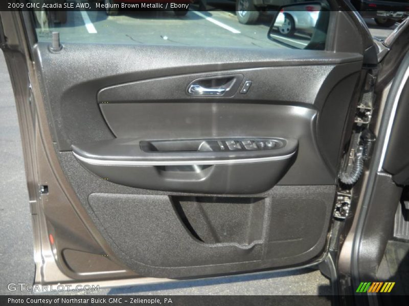 Door Panel of 2009 Acadia SLE AWD