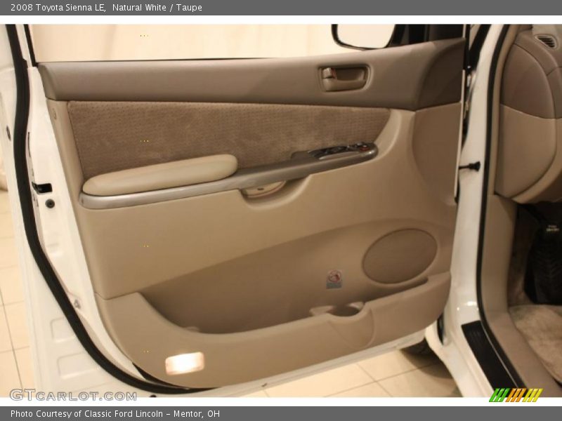 Natural White / Taupe 2008 Toyota Sienna LE