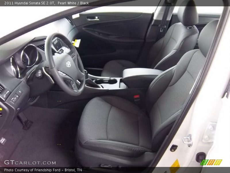 Pearl White / Black 2011 Hyundai Sonata SE 2.0T
