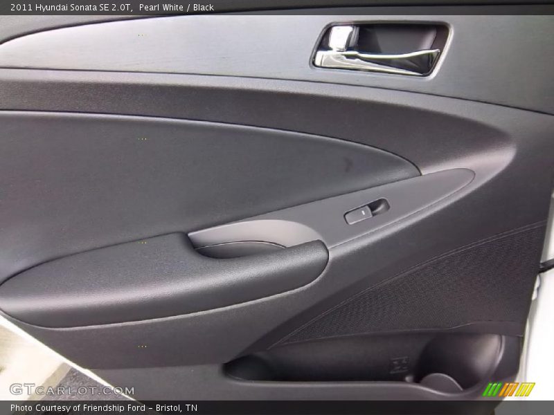 Pearl White / Black 2011 Hyundai Sonata SE 2.0T