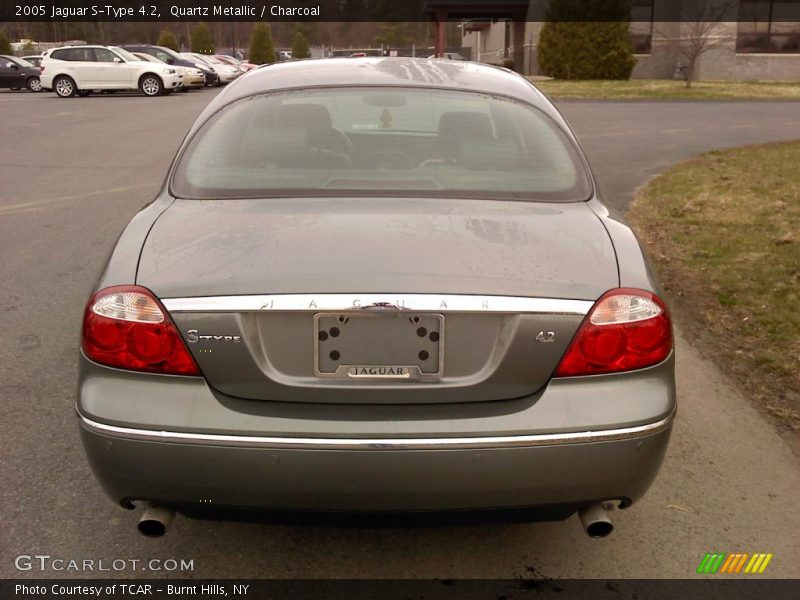 Quartz Metallic / Charcoal 2005 Jaguar S-Type 4.2