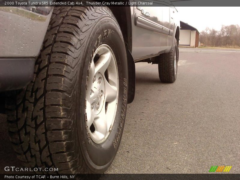 Thunder Gray Metallic / Light Charcoal 2000 Toyota Tundra SR5 Extended Cab 4x4