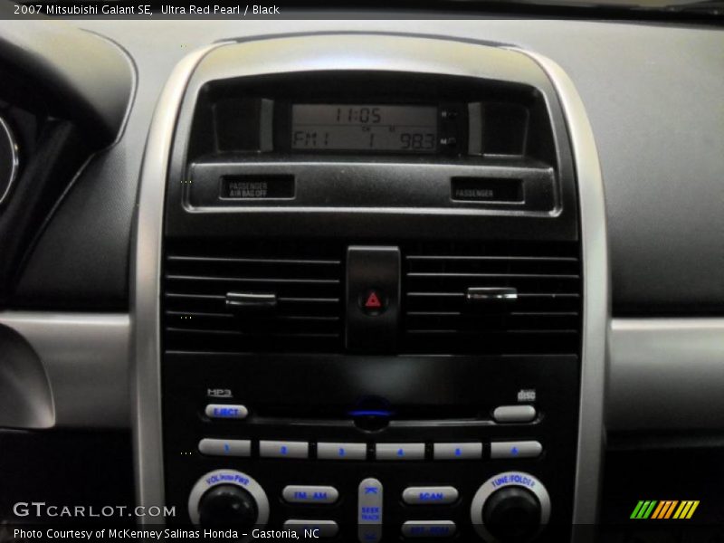 Ultra Red Pearl / Black 2007 Mitsubishi Galant SE