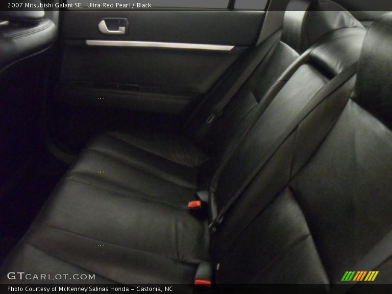 Ultra Red Pearl / Black 2007 Mitsubishi Galant SE