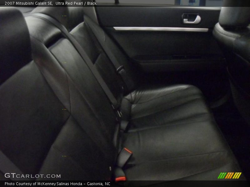 Ultra Red Pearl / Black 2007 Mitsubishi Galant SE