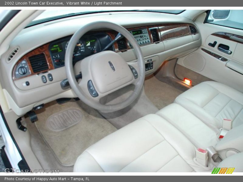  2002 Town Car Executive Light Parchment Interior
