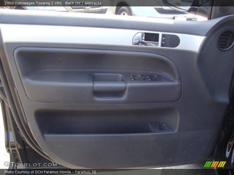 Black Uni / Anthracite 2009 Volkswagen Touareg 2 VR6