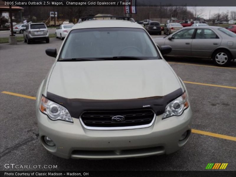 Champagne Gold Opalescent / Taupe 2006 Subaru Outback 2.5i Wagon