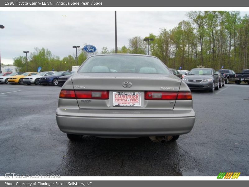 Antique Sage Pearl / Sage 1998 Toyota Camry LE V6