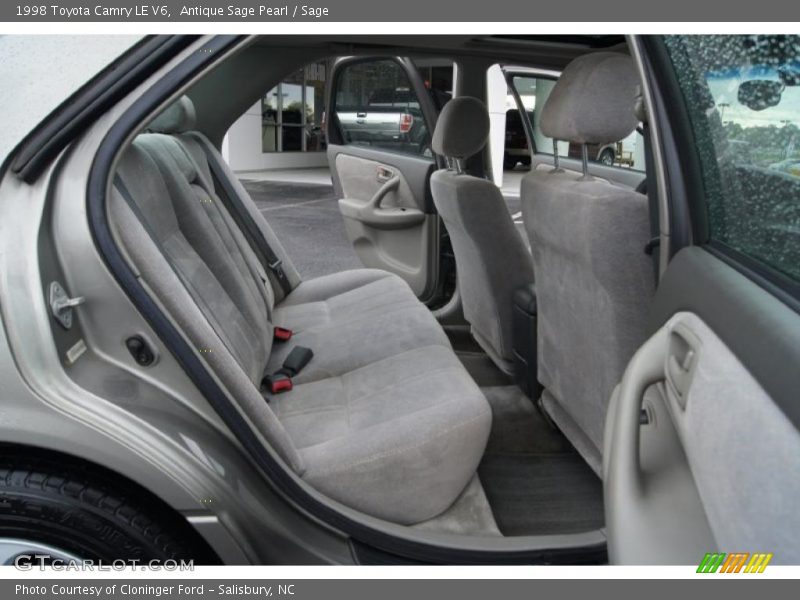  1998 Camry LE V6 Sage Interior