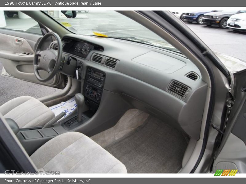  1998 Camry LE V6 Sage Interior