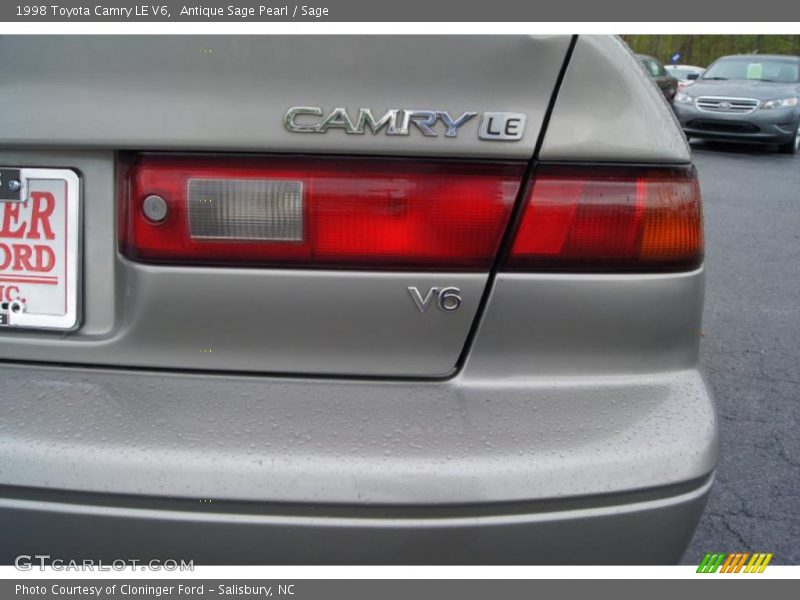 Antique Sage Pearl / Sage 1998 Toyota Camry LE V6
