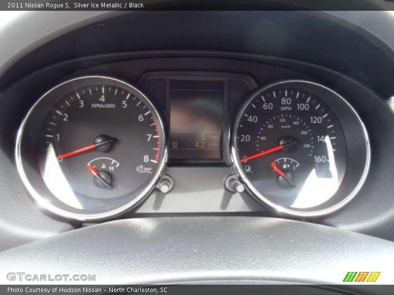 Silver Ice Metallic / Black 2011 Nissan Rogue S