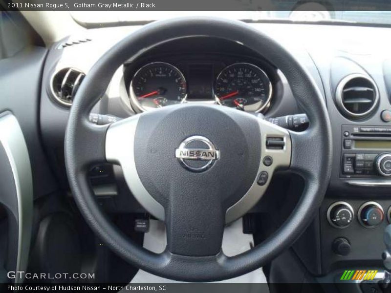 Gotham Gray Metallic / Black 2011 Nissan Rogue S