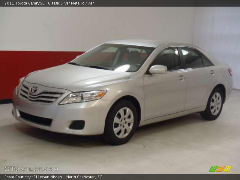 Classic Silver Metallic / Ash 2011 Toyota Camry SE