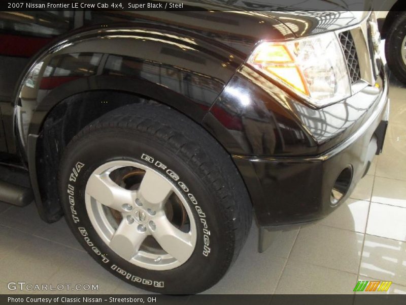 Super Black / Steel 2007 Nissan Frontier LE Crew Cab 4x4