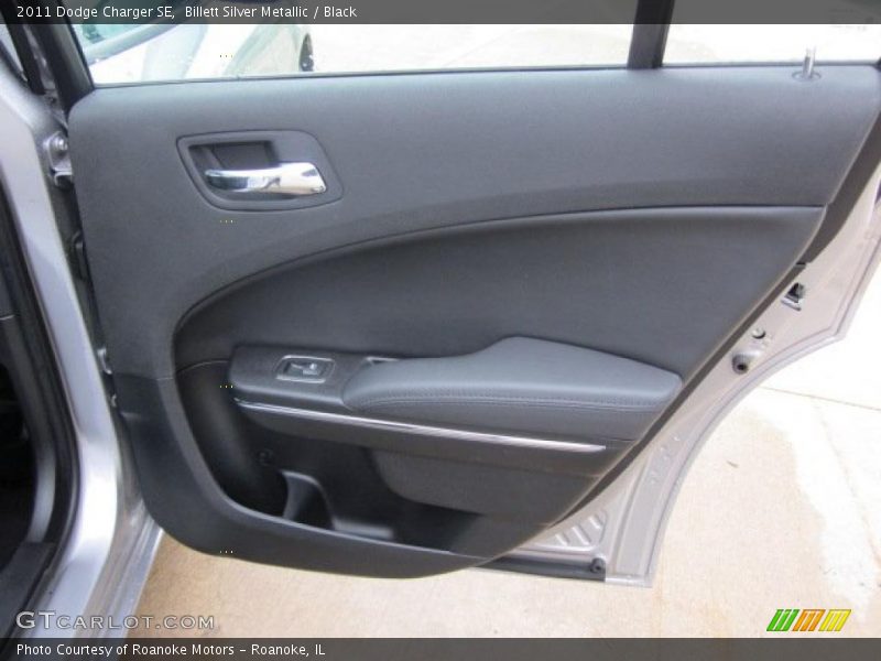 Billett Silver Metallic / Black 2011 Dodge Charger SE