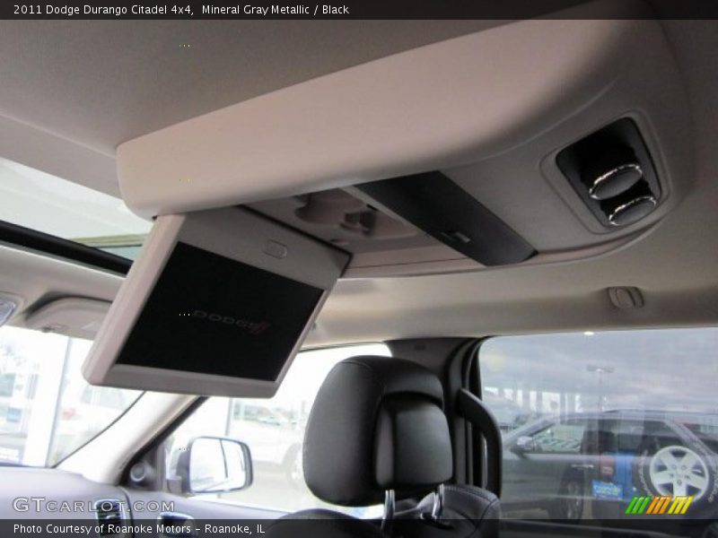 Mineral Gray Metallic / Black 2011 Dodge Durango Citadel 4x4