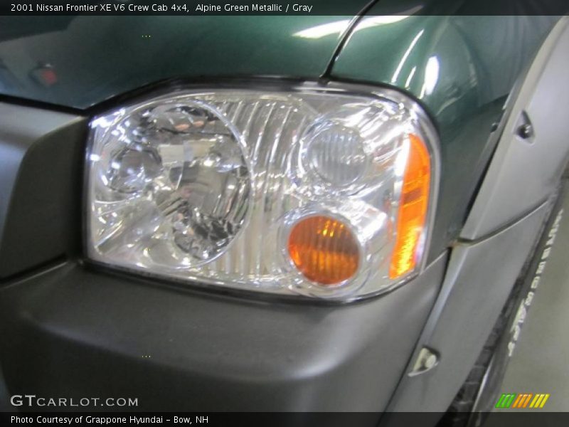 Alpine Green Metallic / Gray 2001 Nissan Frontier XE V6 Crew Cab 4x4
