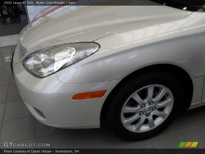 Mystic Gold Metallic / Ivory 2002 Lexus ES 300