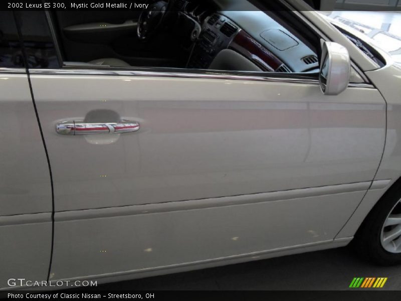 Mystic Gold Metallic / Ivory 2002 Lexus ES 300